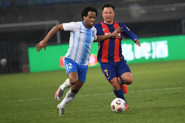 狂轰滥炸+全面压制却只获1分！乌拉圭为低效进攻付出代价